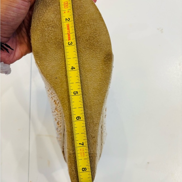 Madden Girl Cream Crochet Wedge Shoes size 8 - Picture 10 of 12